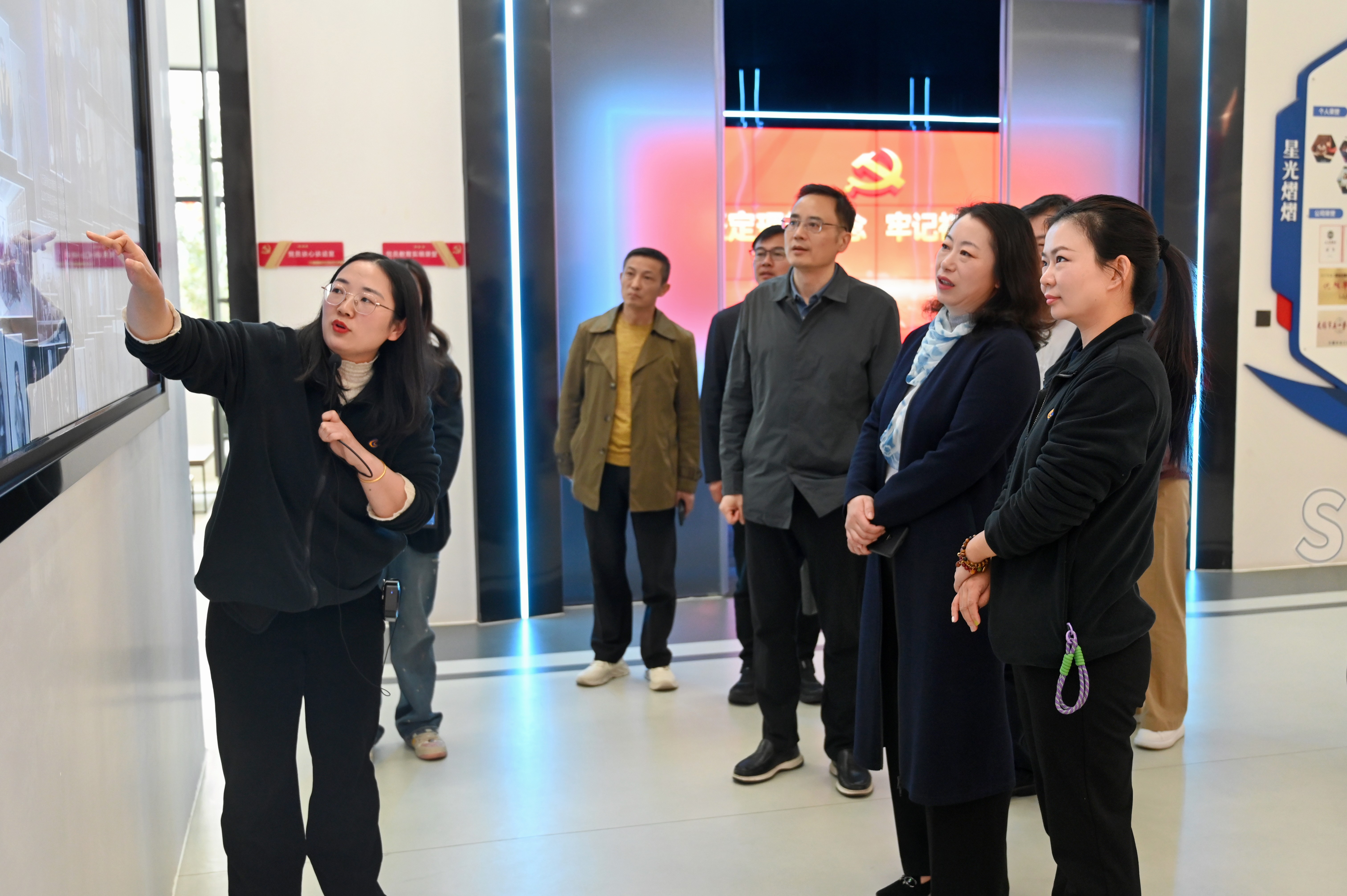 ����ʡ�ܹ���ݰ��������ʱ�������ǲ�!��¼�ɷݵ��й�������